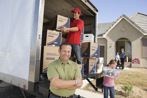 Local removalists ensuring safe transportation of belongings