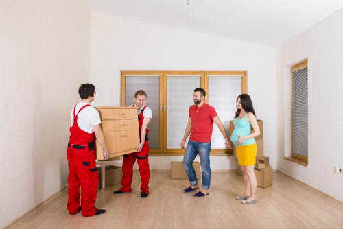 Residential moving services by Narre Warren removalists