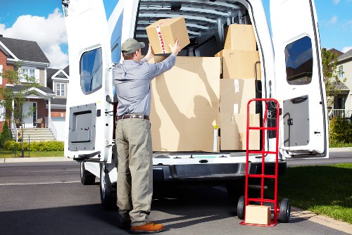 Customer interacting with a removalist in Wolli Creek